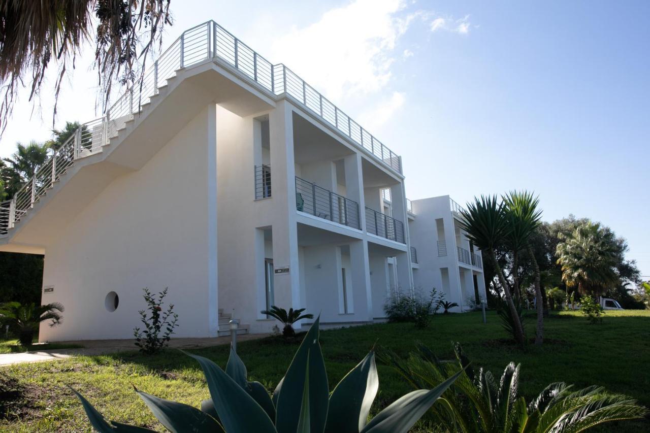 Costa Degli Dei Resort Capo Vaticano Exterior foto